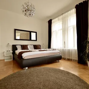Apartment Beautiful In