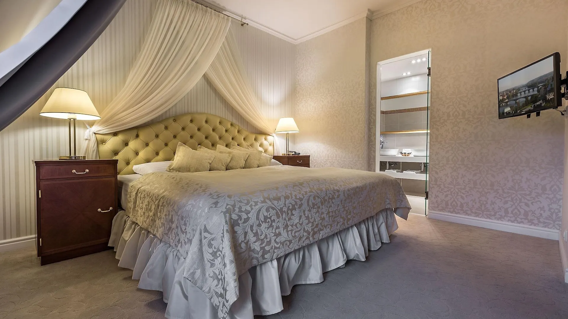 Hotel Hoffmeister Prague 5*,